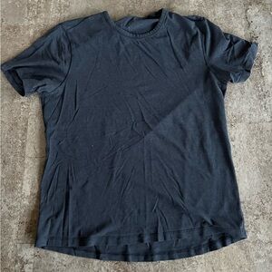 lululemon navy blue Men's Tee